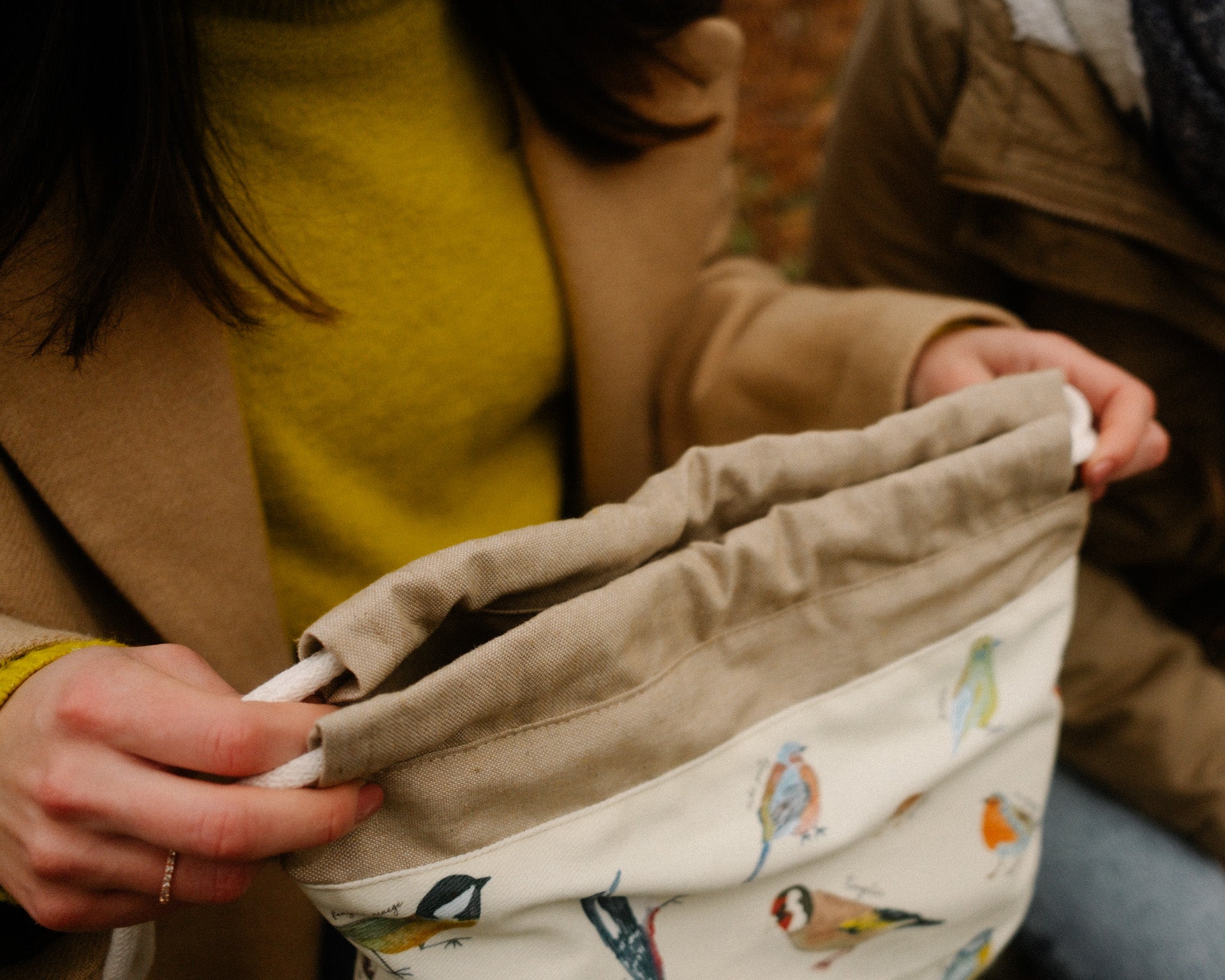 Milyen kedves! Háti